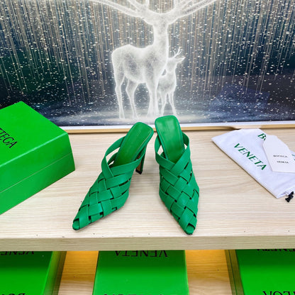 ALFIE LEATHER HIGH MULES IN EMERALD GREEN CALFSKIN WITH WOVEN DESIGN