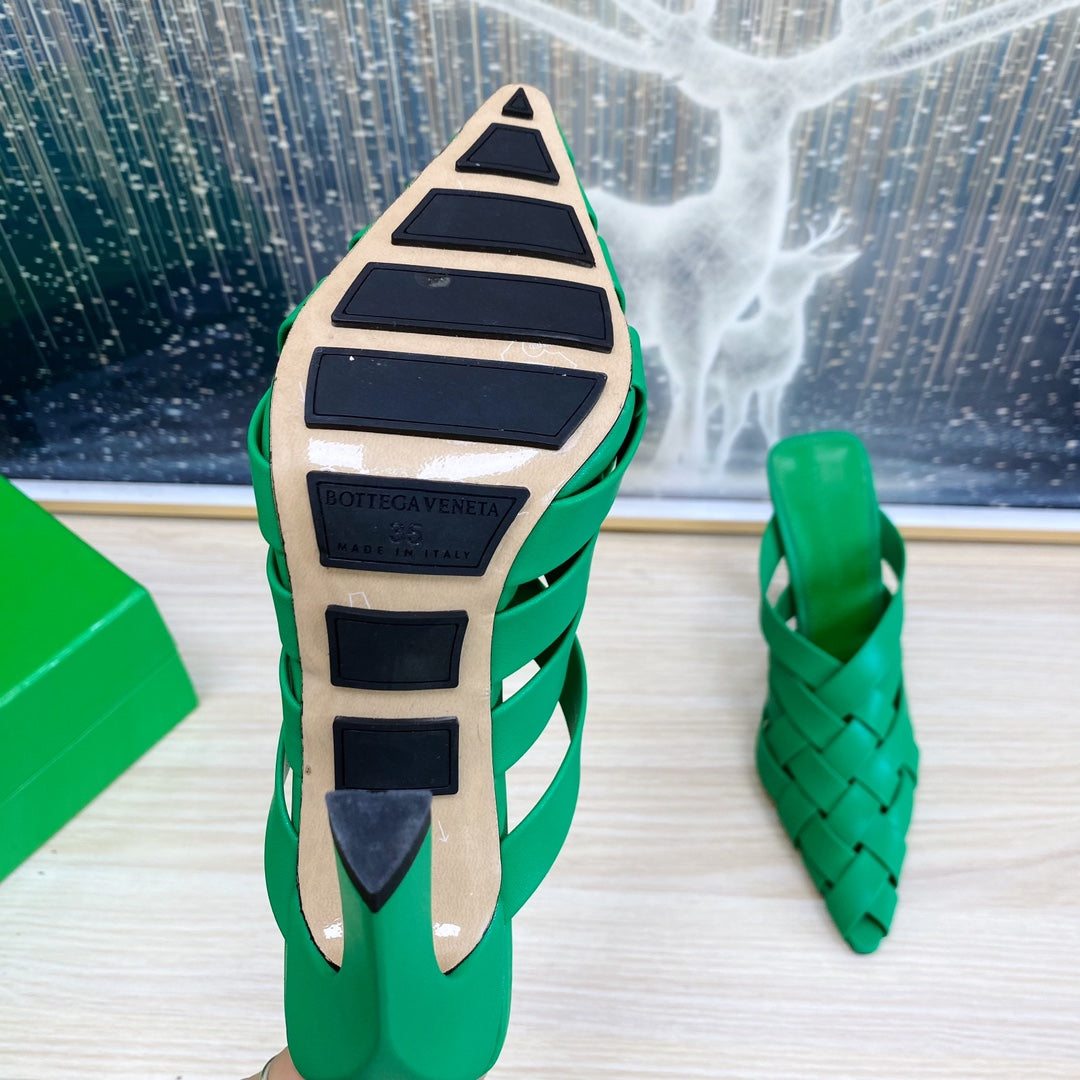 ALFIE LEATHER HIGH MULES IN EMERALD GREEN CALFSKIN WITH WOVEN DESIGN