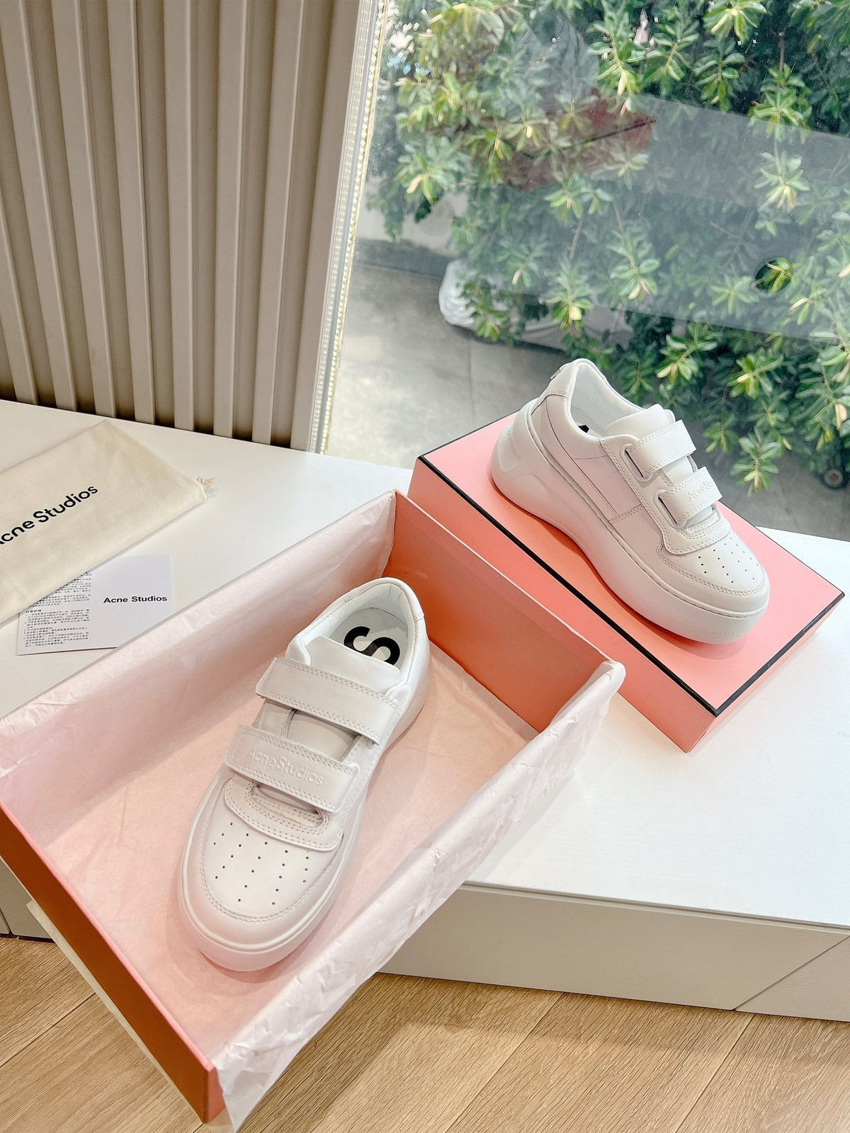ACNE STUDIO SNEAKER IN WHITE LAMBSKIN