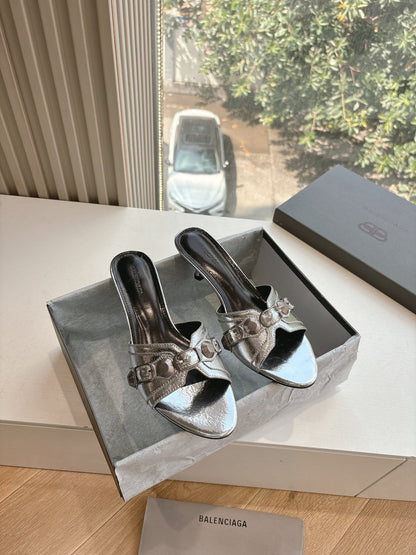 CAGOLE MID-HEEL MULES IN SILVER METALLIC CALFSKIN