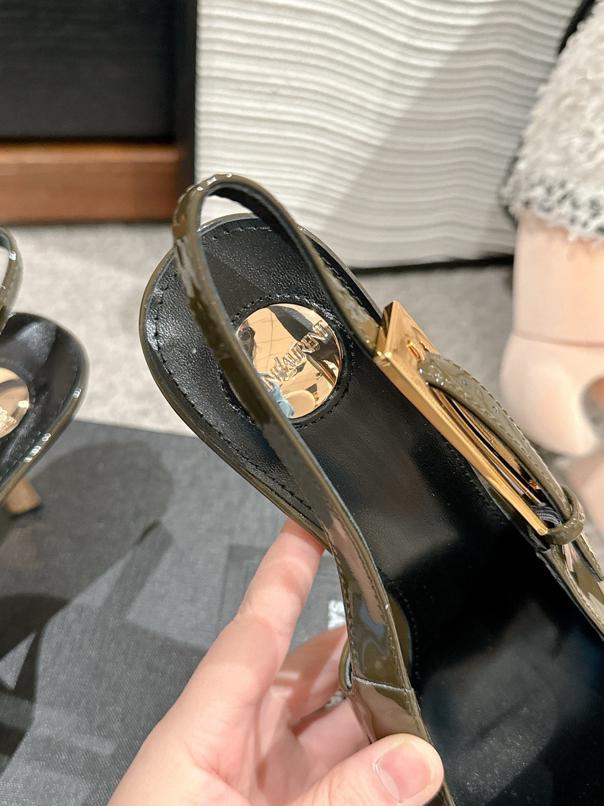 LEE SLINGBACK MID PUMPS IN ARMY GREEN SHINY CALFSKIN