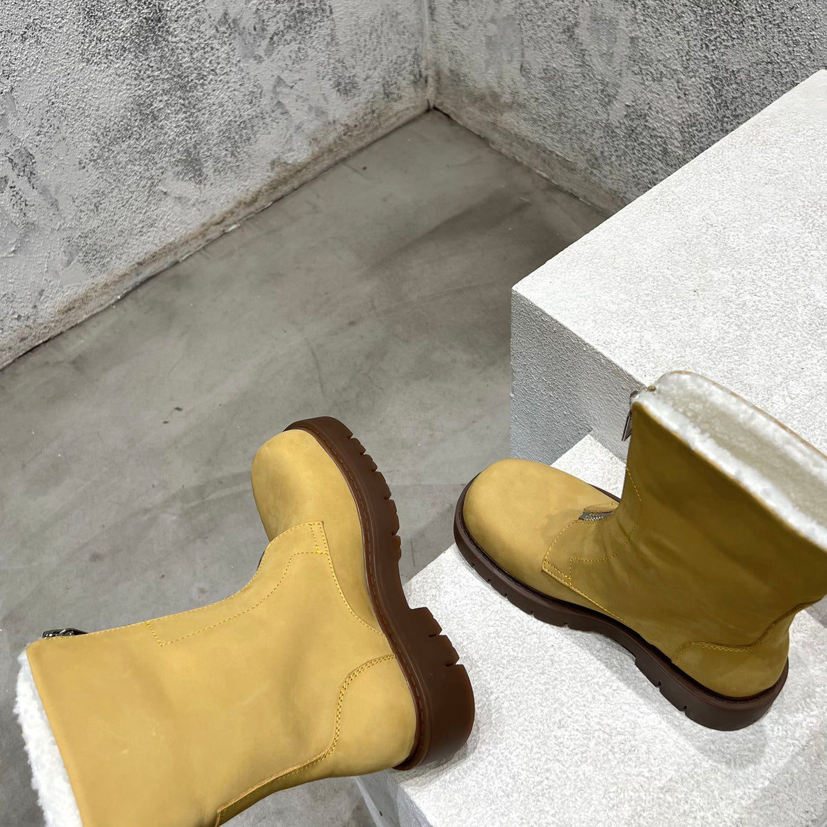 BOTTINE HADDOCK BOOTS IN CITRINE YELLOW SUEDE
