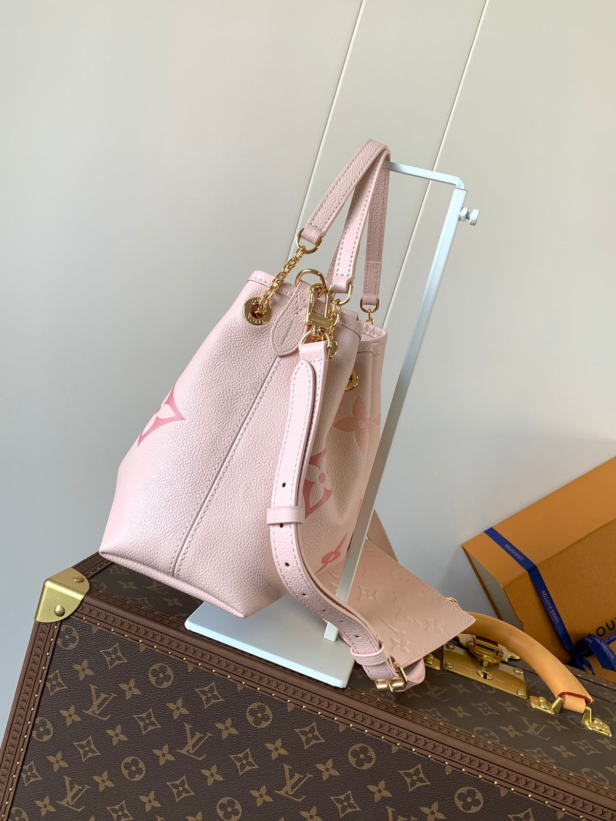BUNDLE BAG 28 IN PINK MONOGRAM EMPREINTE COWHIDE