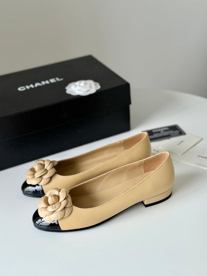 BALLET FLAT BEIGE CREAM LAMBSKIN WITH FLOWER