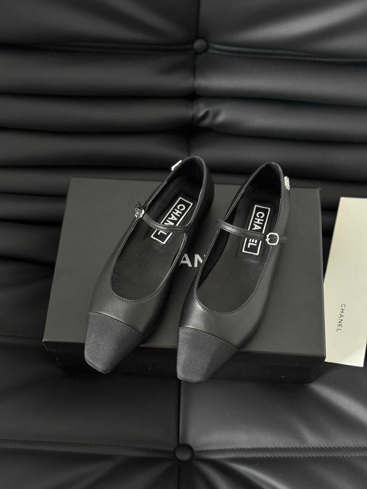 MARY JANE BLACK CALFSKIN