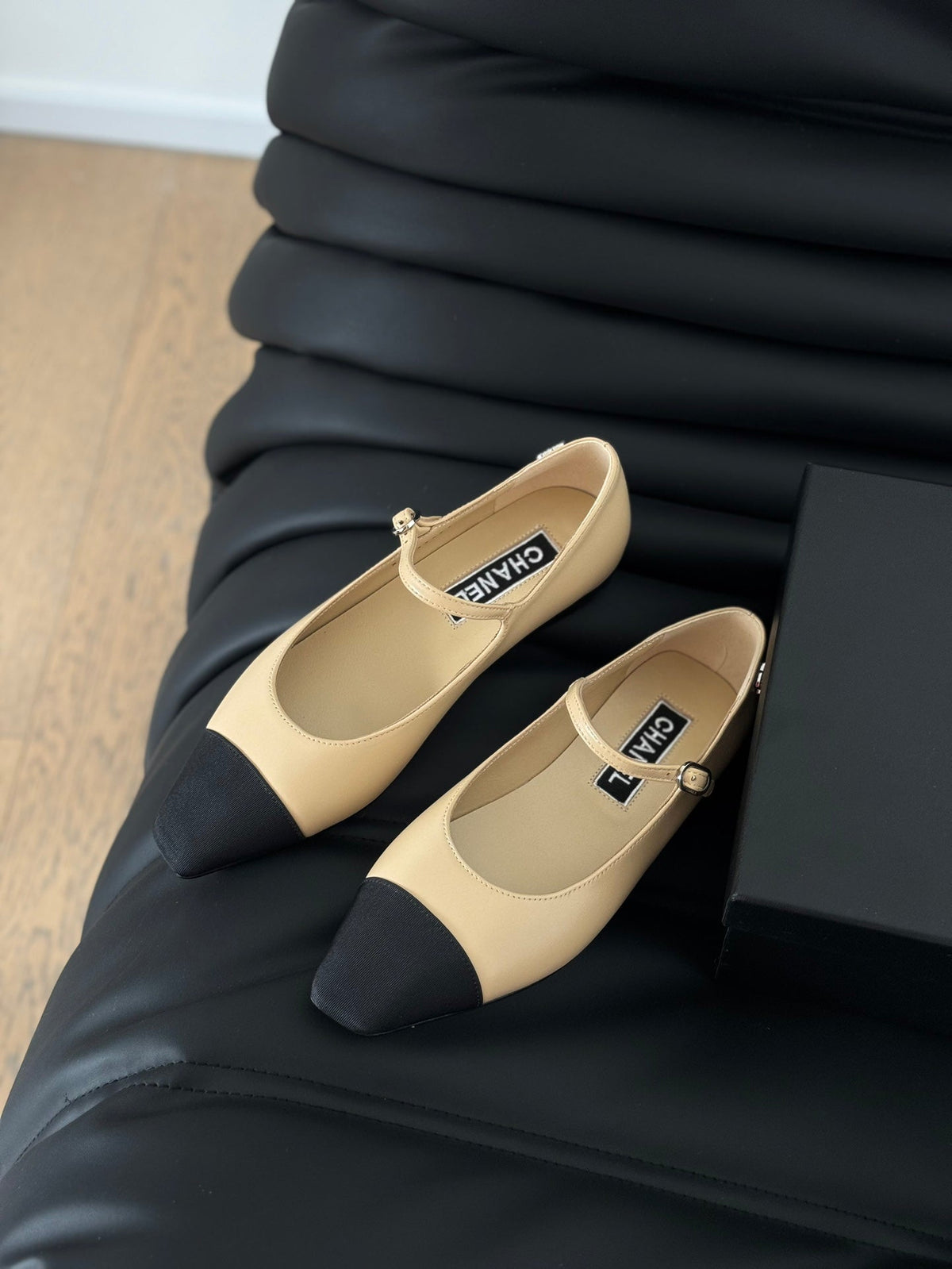 MARY JANE BEIGE CREAM MIX BLACK CALFSKIN