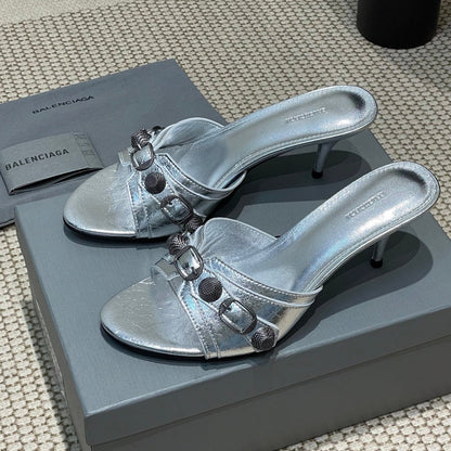 CAGOLE HIGH MULES IN SILVER OIL-WAX SHEEPSKIN
