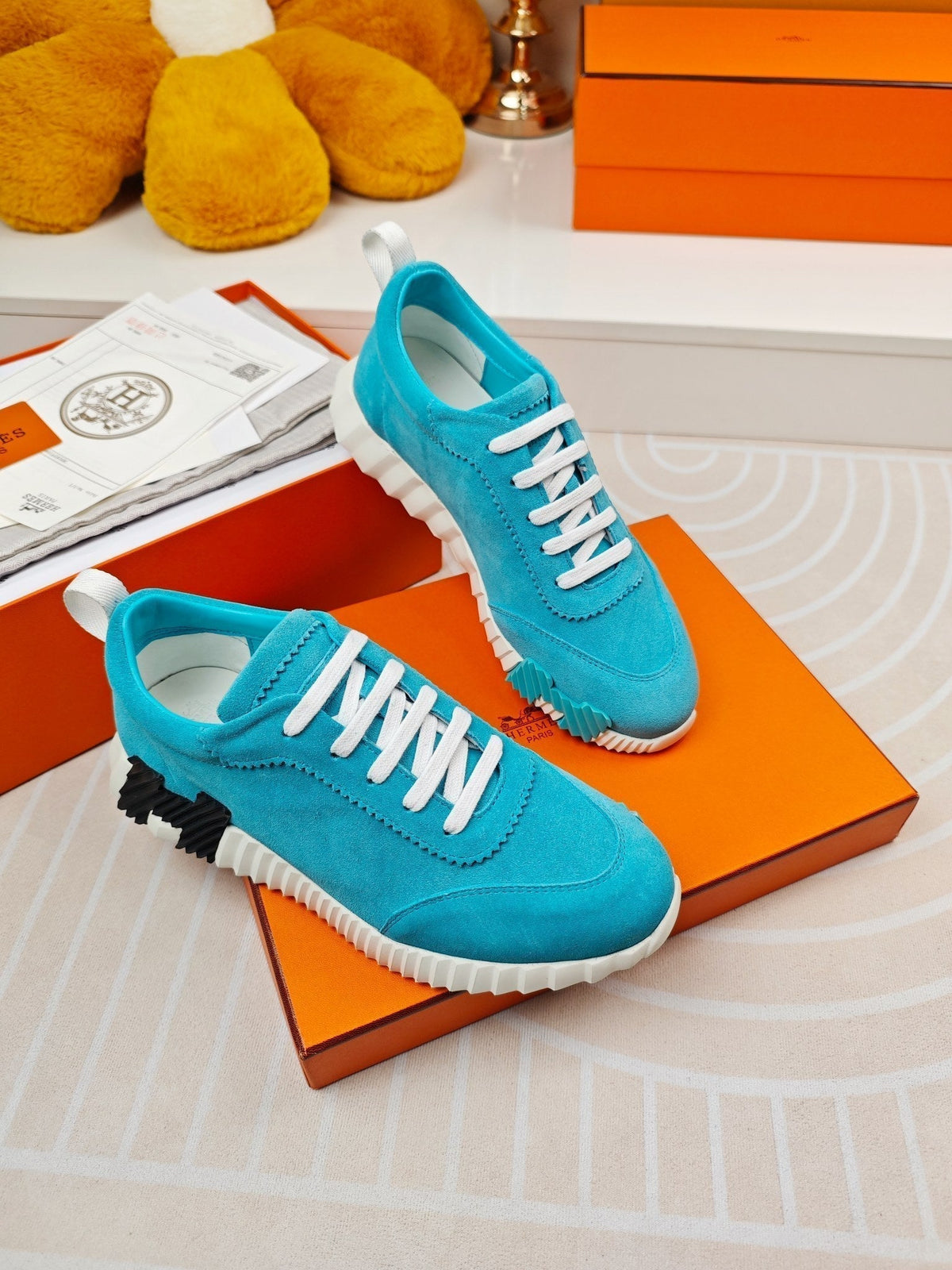 BOUNCING SNEAKERS SKY BLUE CALFSKIN