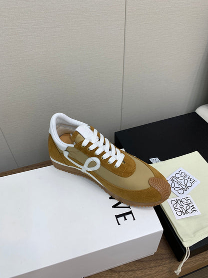 LW FLOW RUNNER SNEAKER GOLDENROD SUEDE