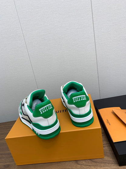 LV WOMEN'S TRAINER IN WHITE MIX GREEN CALFSKIN