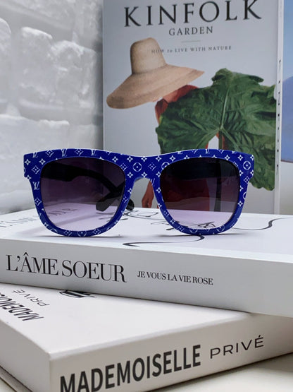MONOGRAM SUNGLASS 581385 IN BLUE ACETATE FRAME