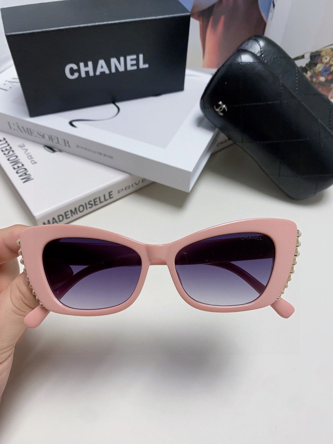 CAT EYE SUNGLASSES 632698 IN PINK ACETATE EMBOSSED PEARL