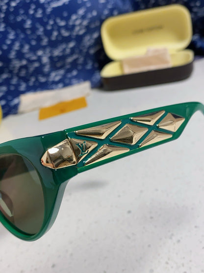 CAT EYE SUNGLASSES 576882 IN GREEN AND GOLD ACETATE