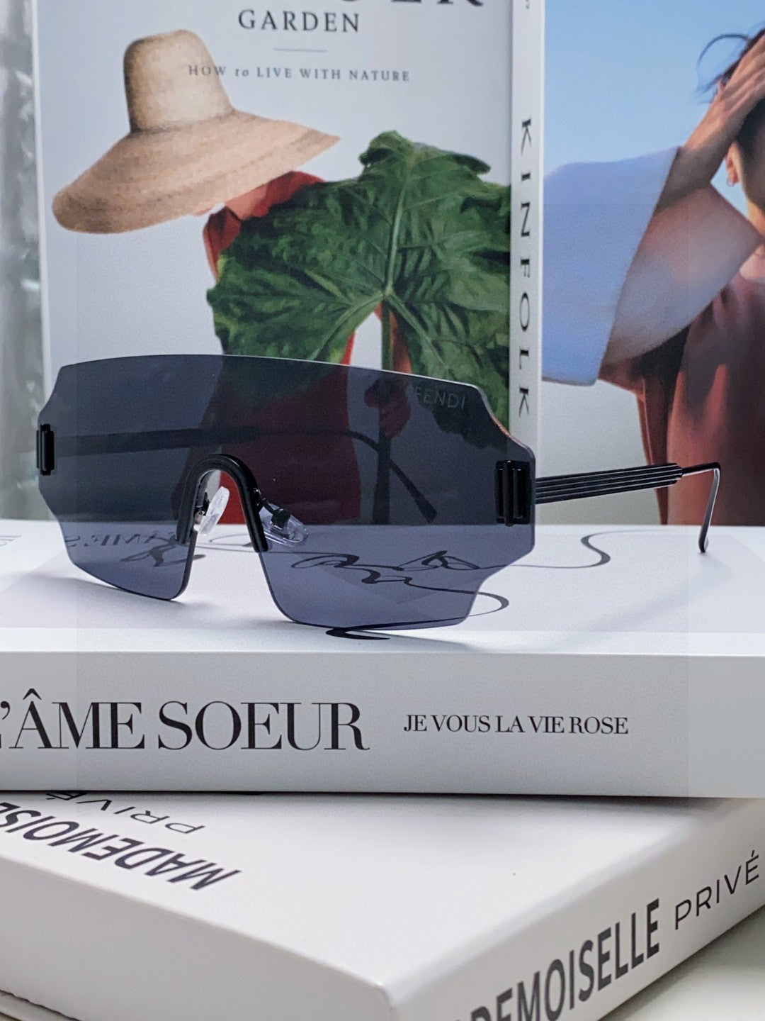 ANGULAR VISOR SUNGLASSES 575795 IN METAL