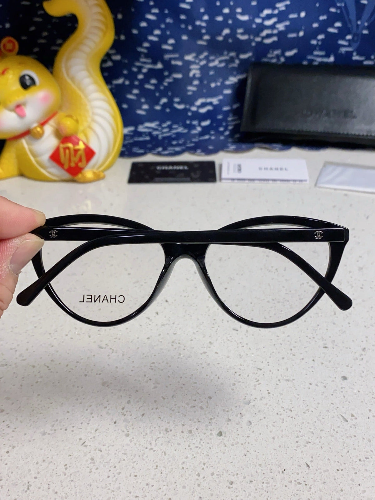 CAT EYE SUNGLASSES CH3393 IN BLACK ACETATE CLEAR LENSES