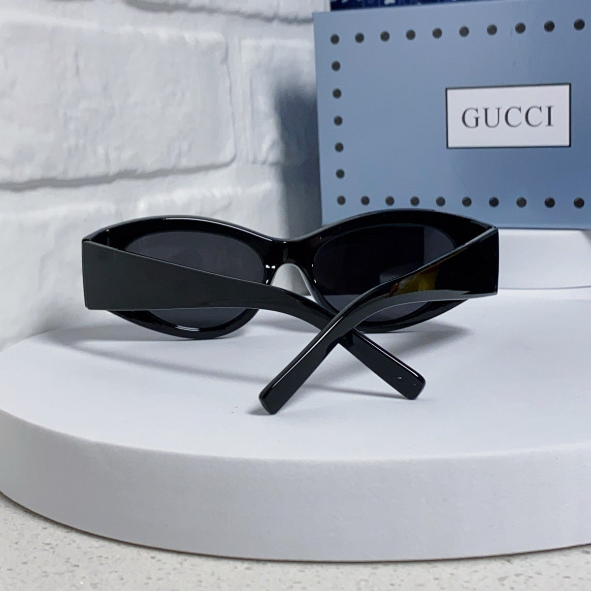 CAT-EYE FRAME SUNGLASSES 563336 IN ACETATE