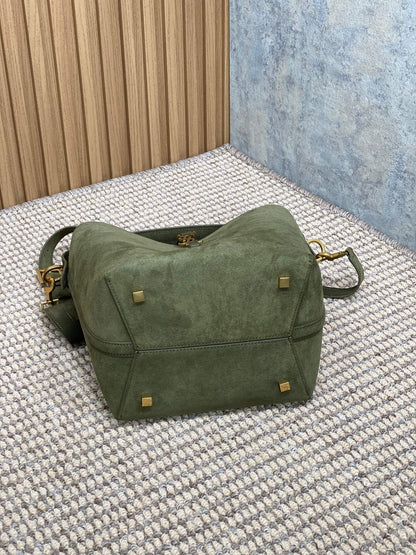 LE 37 SMALL BUCKET BAG 25 IN HUNTER GREEN SUEDE GOLD HARDWARE