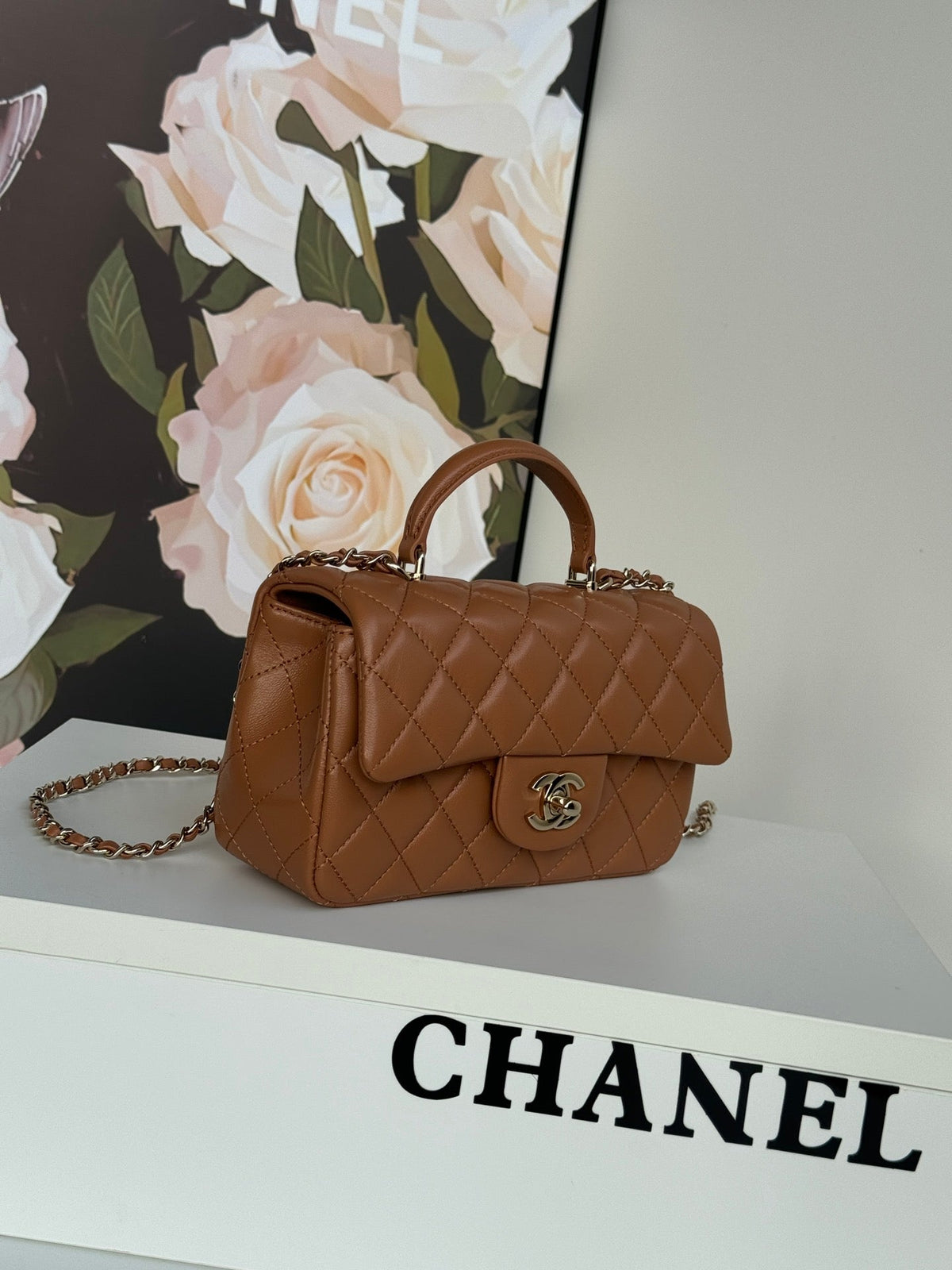 CHANEL FLAP BAG 20 IN BRONZE BROWN LAMBSKIN WITH HANDLE