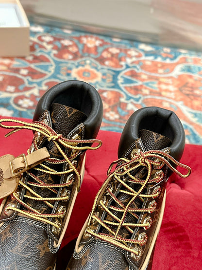 LV X TIMBERLAND ANKLE BOOT IN CHOCOLATE BROWN MONOGRAM CALFSKIN