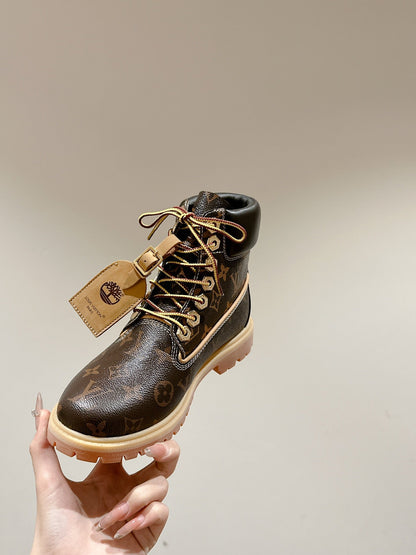 LV X TIMBERLAND ANKLE BOOT IN CHOCOLATE BROWN MONOGRAM CALFSKIN