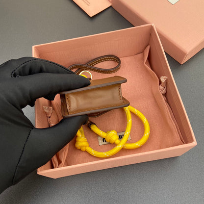 MICRO BAG 7 IN TAWNY BROWN SMOOTH LAMBSKIN YELLOW STRAP
