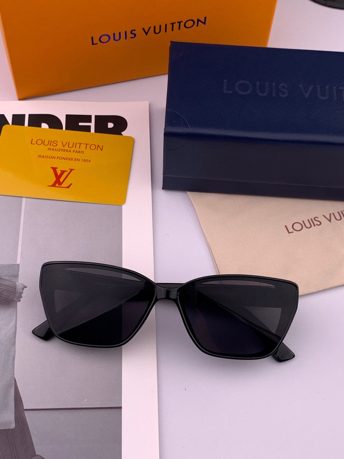 CAT EYE SUNGLASSES L0552 IN ACETATE
