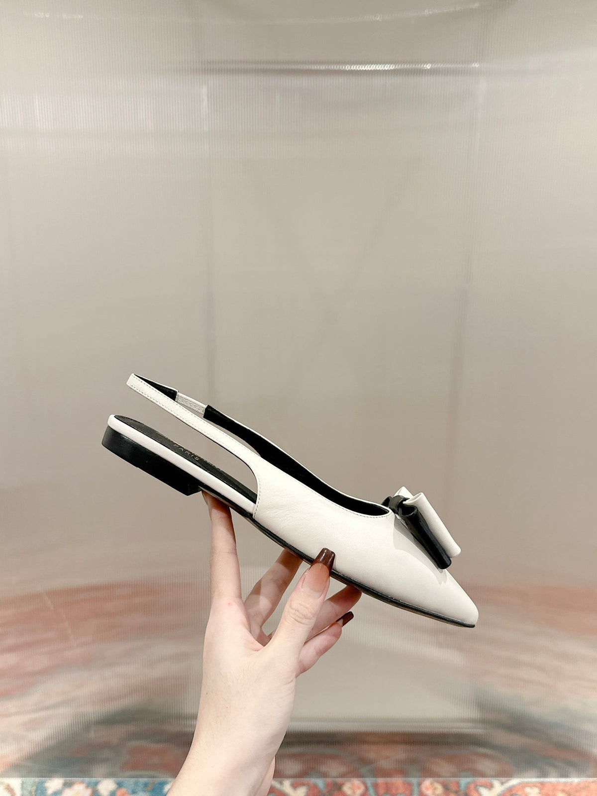CASSANDRA SLINGBACK FLAT IN WHITE MIX BLACK SMOOTH LAMBSKIN
