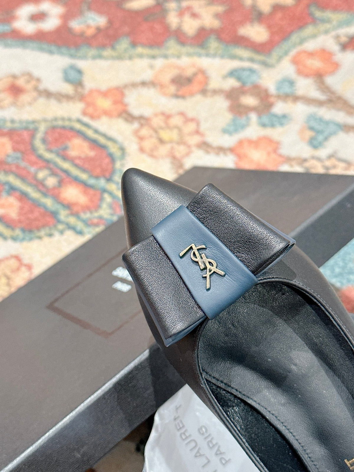 CASSANDRA BALLET FLAT IN BLACK MIX BLUE SMOOTH LAMBSKIN