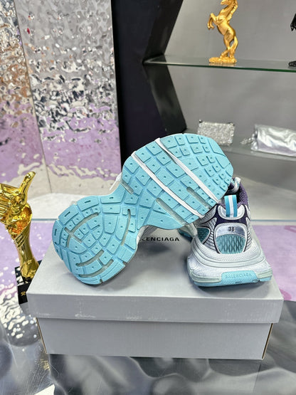 3XL SNEAKER IN LIGHT BLUE, WHITE AND PURPLE MESH AND POLYURETHANE