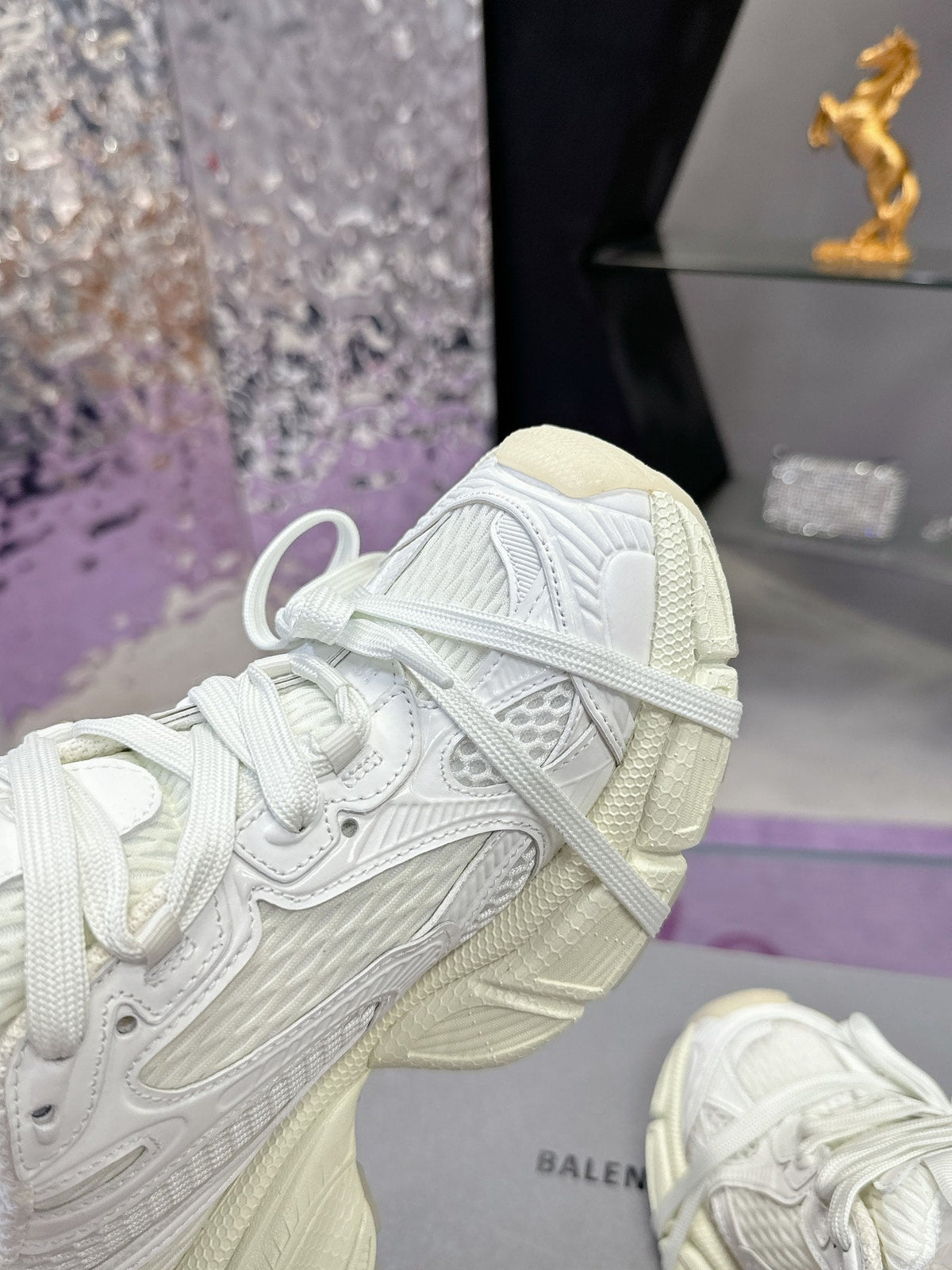 3XL SNEAKER IN WHITE MESH AND POLYURETHANE