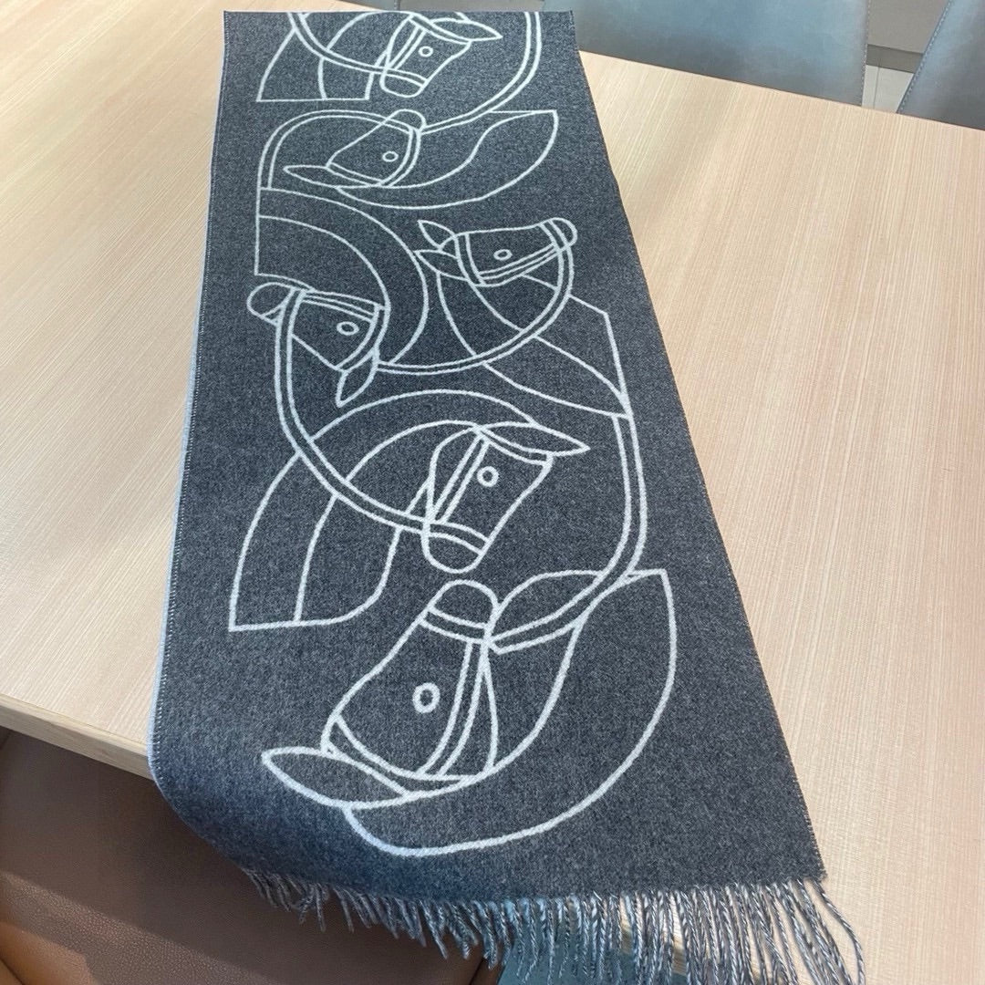 CASAQUE ENTRELACS EQUESTRES 190 CM SCARF IN SHADOW GRAY CASHMERE