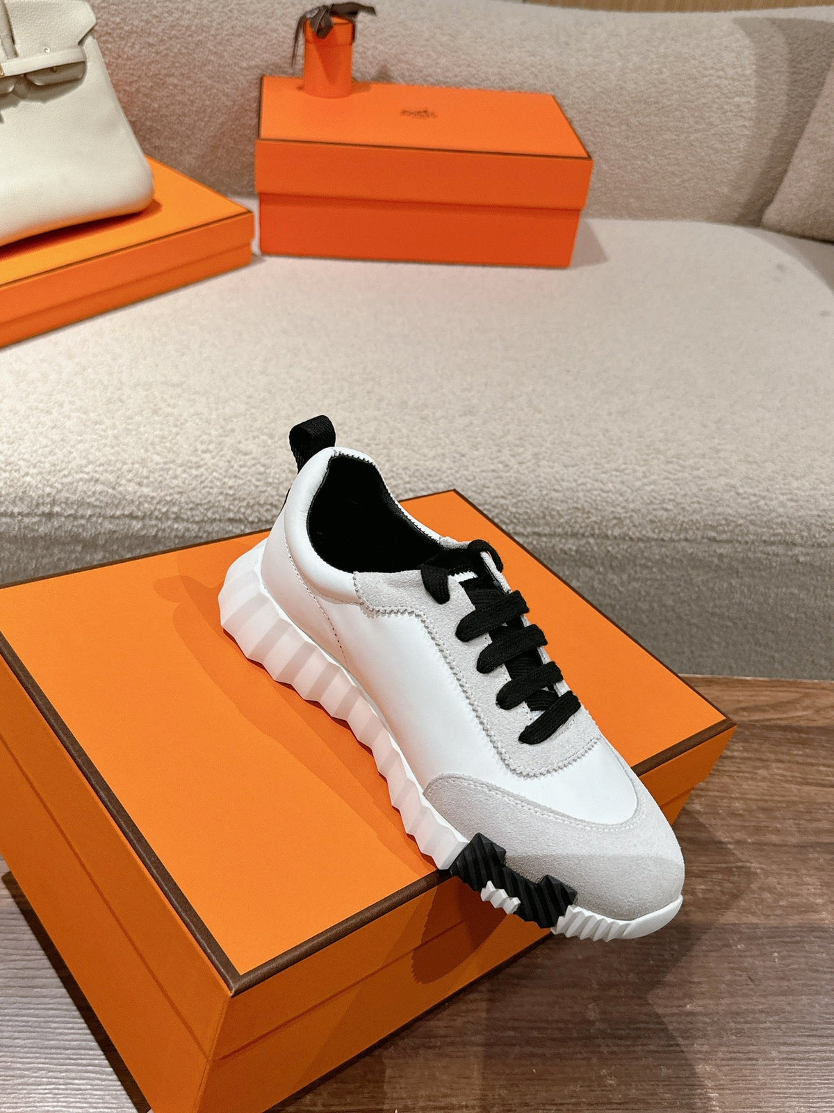 MAINLAND SNEAKER IN PALE GRAY SUEDE AND WHITE CALFSKIN