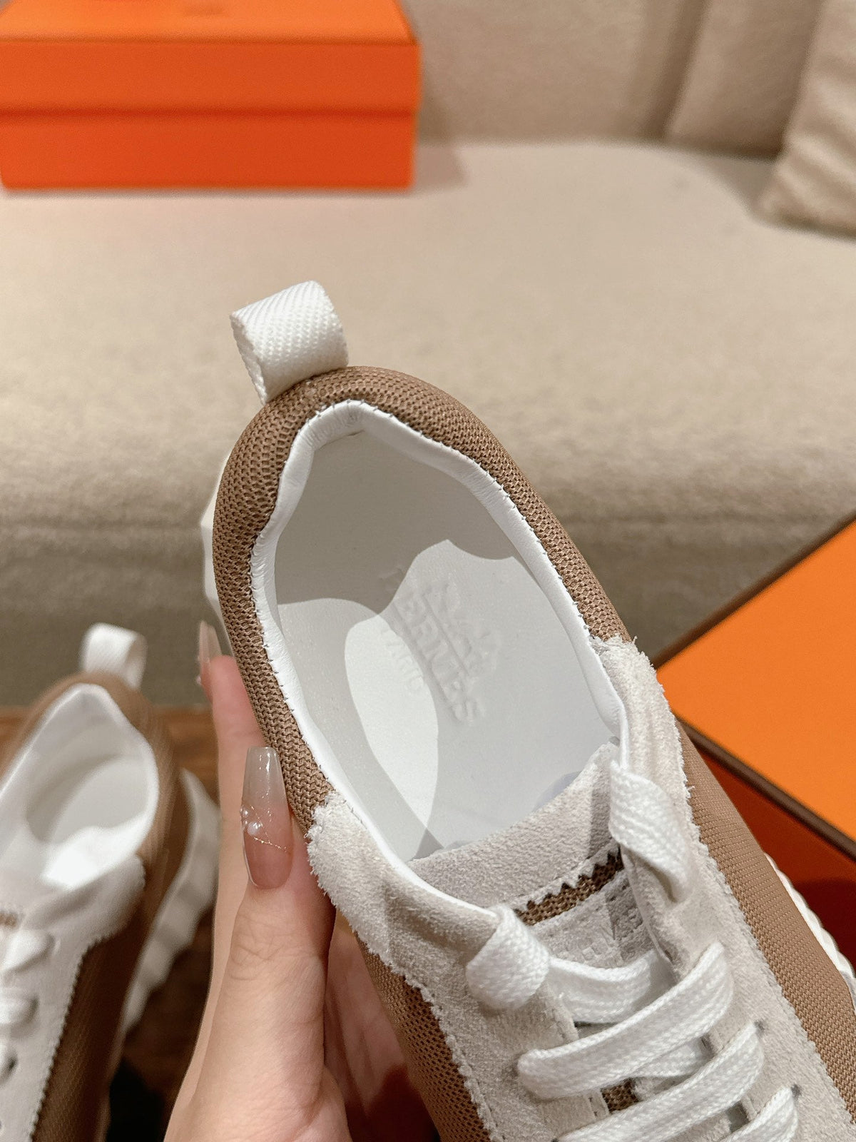 MAINLAND SNEAKER IN PALE GRAY SUEDE AND LIGHT BROWN BREATHABLE MESH FABRIC