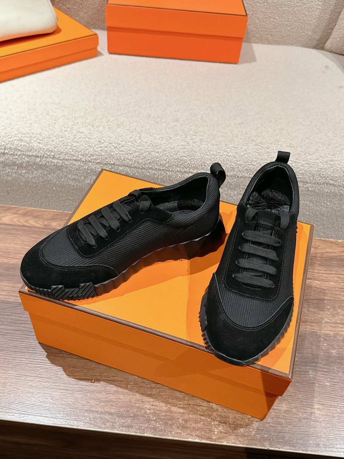 MAINLAND SNEAKER IN FULL BLACK SUEDE AND BREATHABLE MESH FABRIC