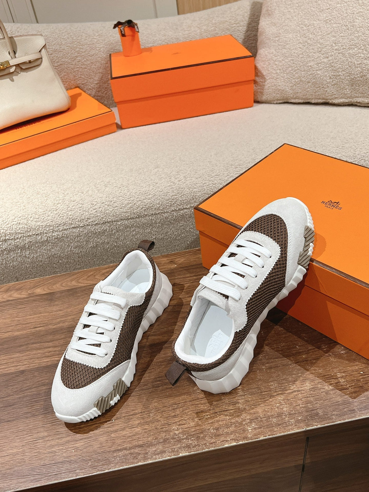 MAINLAND SNEAKER IN PALE GRAY SUEDE AND MOCHA BROWN BREATHABLE MESH FABRIC