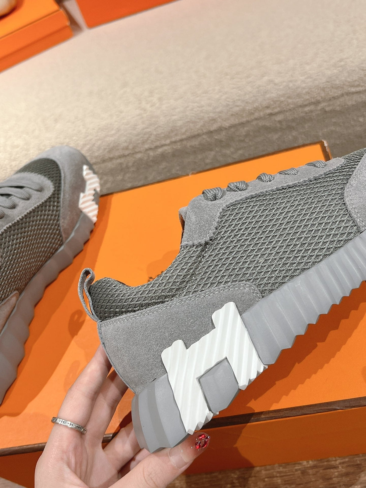 MAINLAND SNEAKER IN MOUSE GRAY SUEDE AND BREATHABLE MESH FABRIC