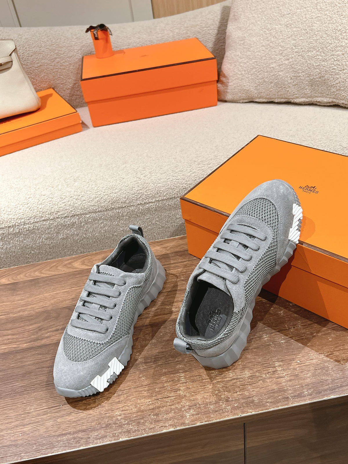 MAINLAND SNEAKER IN MOUSE GRAY SUEDE AND BREATHABLE MESH FABRIC