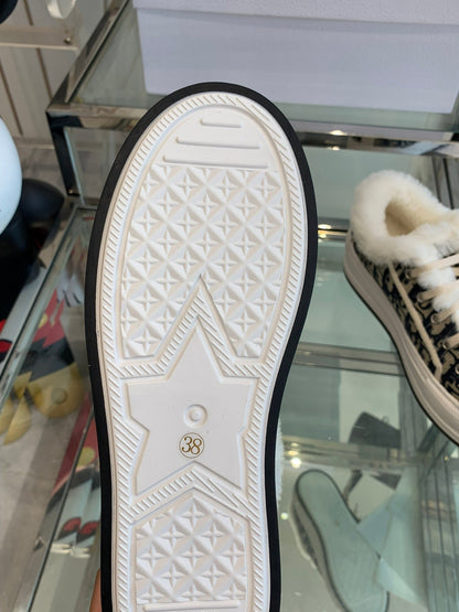 ALK'N PLATFORM SNEAKER CAMEL BROWN COTTON EMBROIDERED WITH OBLIQUE MOTIF AND WHITE SHEARLING