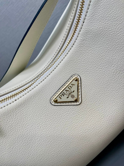 LARGE HOBO BAG 39 IN WHITE SOFT LAMBSKIN