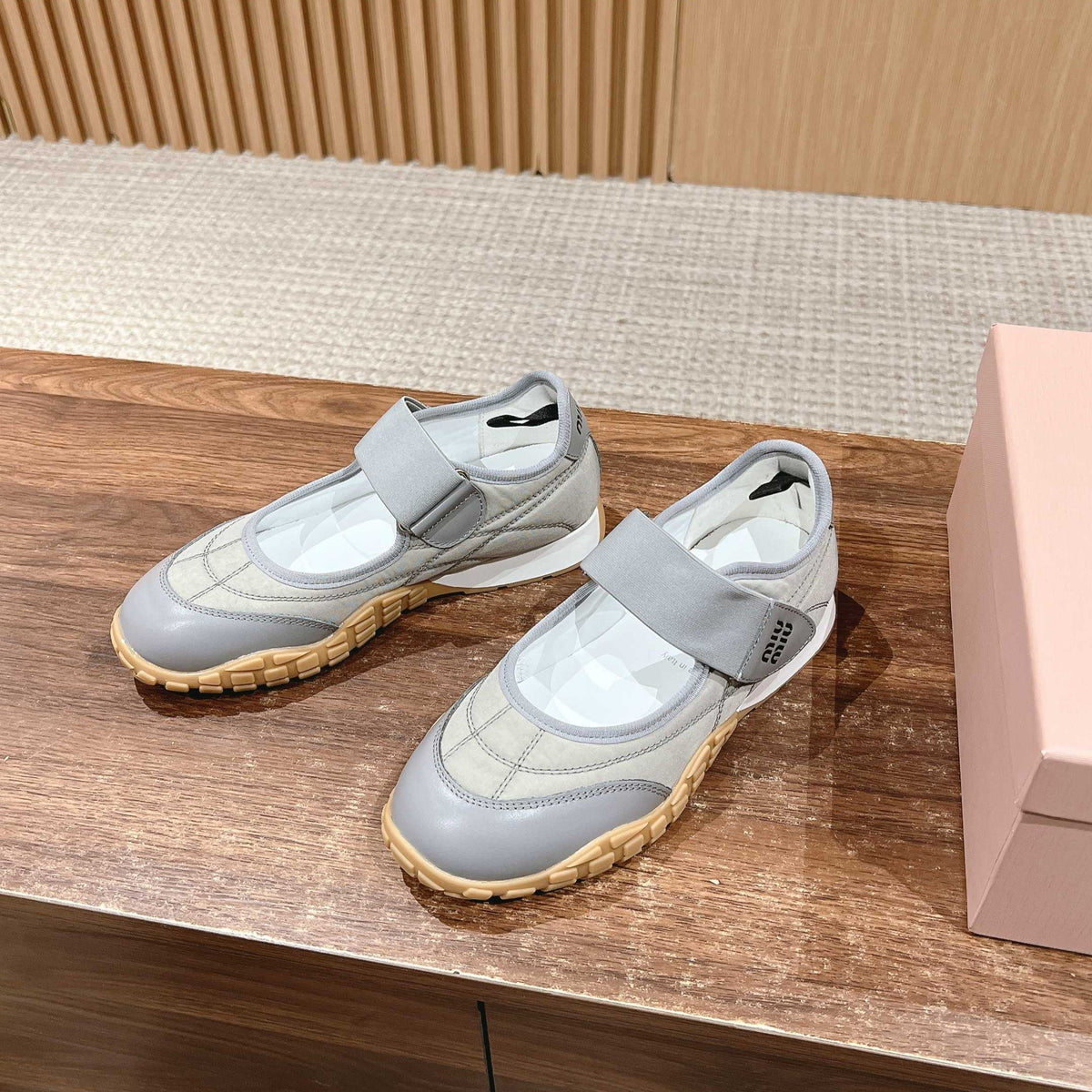 BALLET SHOES IN GRAY LAMBSKIN AND FABRIC ANTI-SLIP RUBBER SOLE