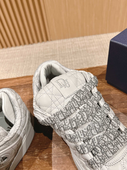 BY ERL B9S SKATER SNEAKER IN PALE GRAY CANNAGE LAMBSKIN
