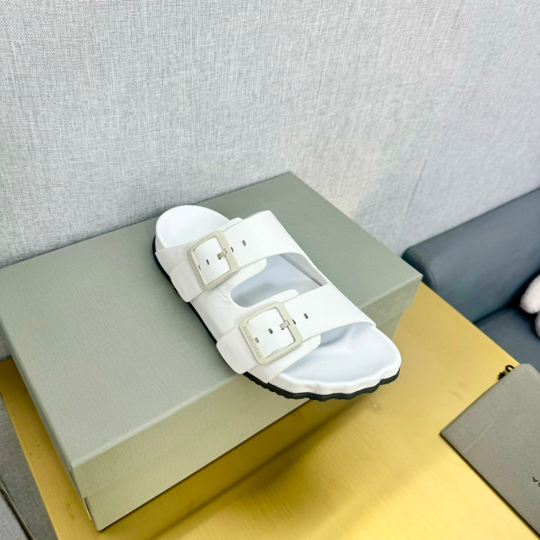 BIRKENSTOCK SLIPPERS IN WHITE CALFSKIN