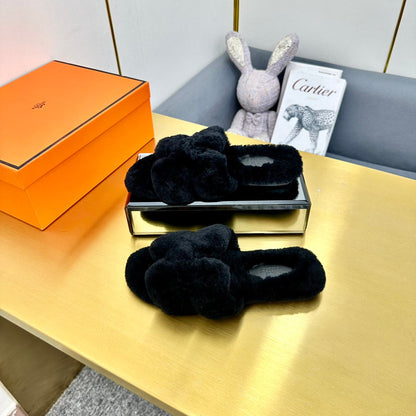 0RAN SHEARLING SANDALS BLACK
