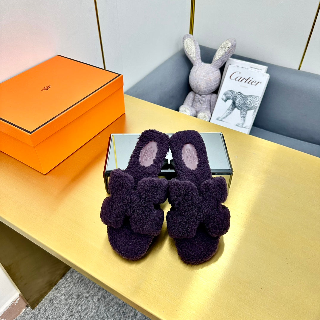 0RAN SHEARLING SANDALS EGGPLANT PURPLE