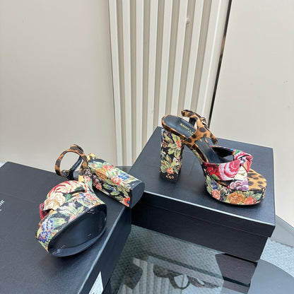 BIANCA PLATFORM SANDALS IN FLOWER PATTERN CANVAS