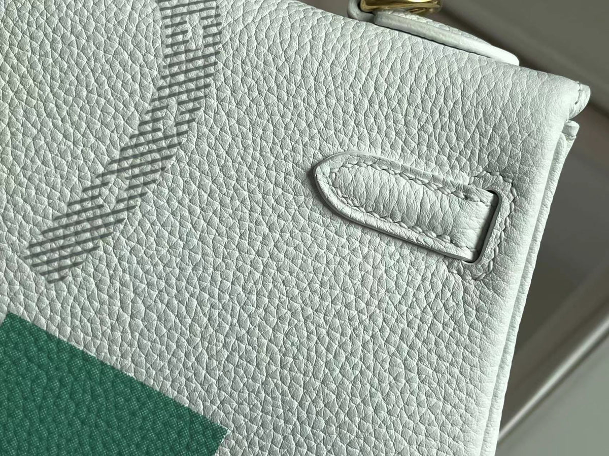 BIRKIN 25 BAG IN WHITE CALFSKIN WITH COLORFUL STICKER