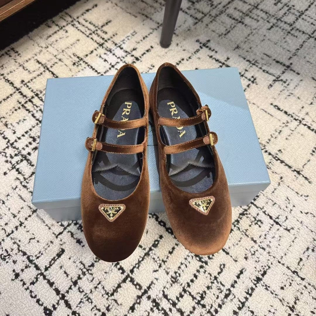 MARY JANE FLAT WITH TRIANGLE LOGO IN RUSSET BROWN VELVET