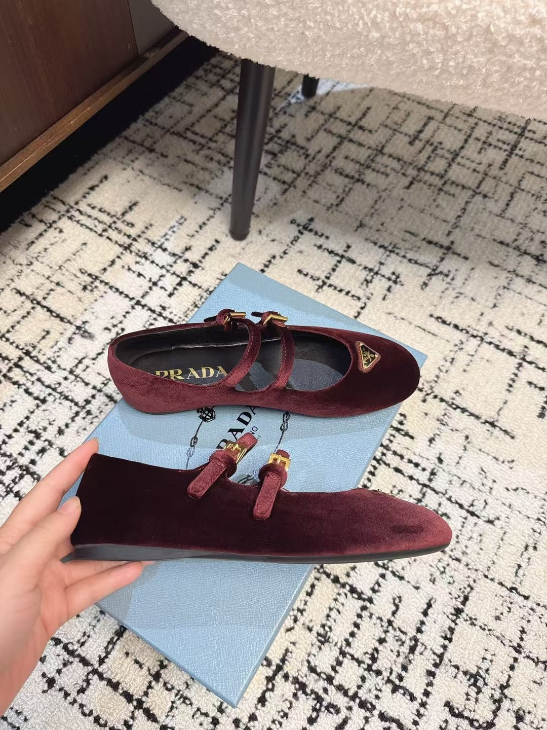 MARY JANE FLAT WITH TRIANGLE LOGO IN SANGRIA RED VELVET