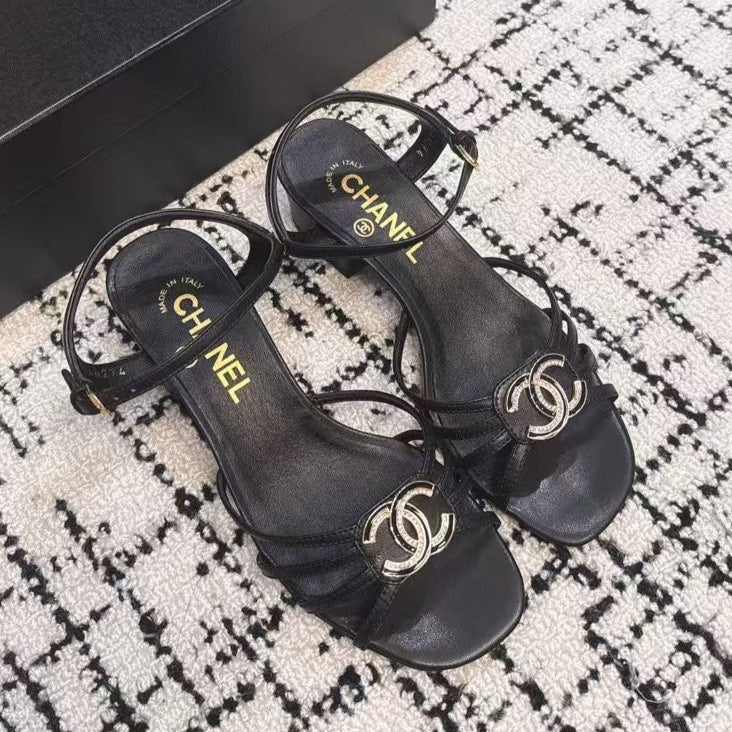 MID HEEL SANDALS IN BLACK LAMBSKIN