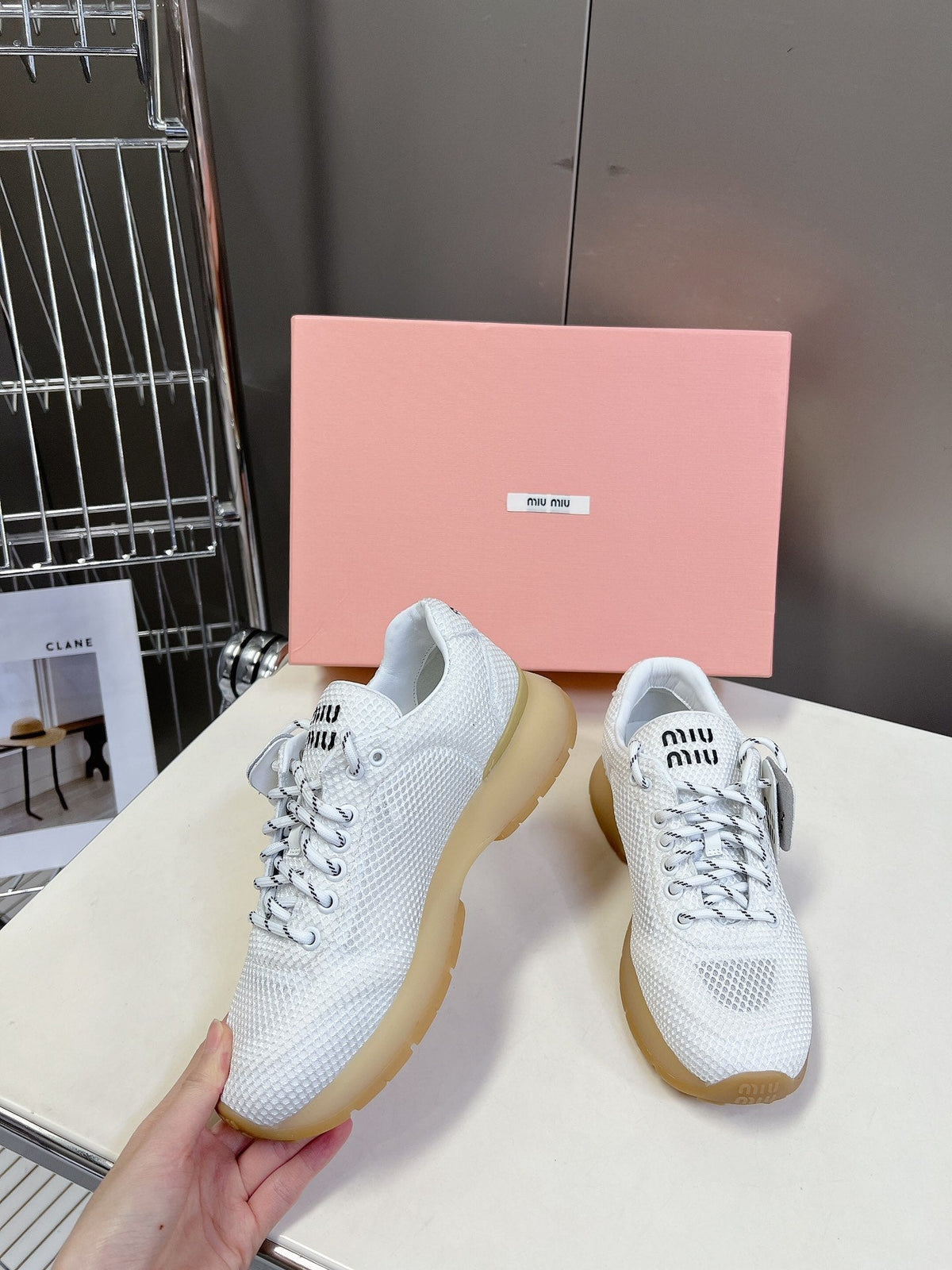 BASIC SNEAKERS IN WHITE MESH